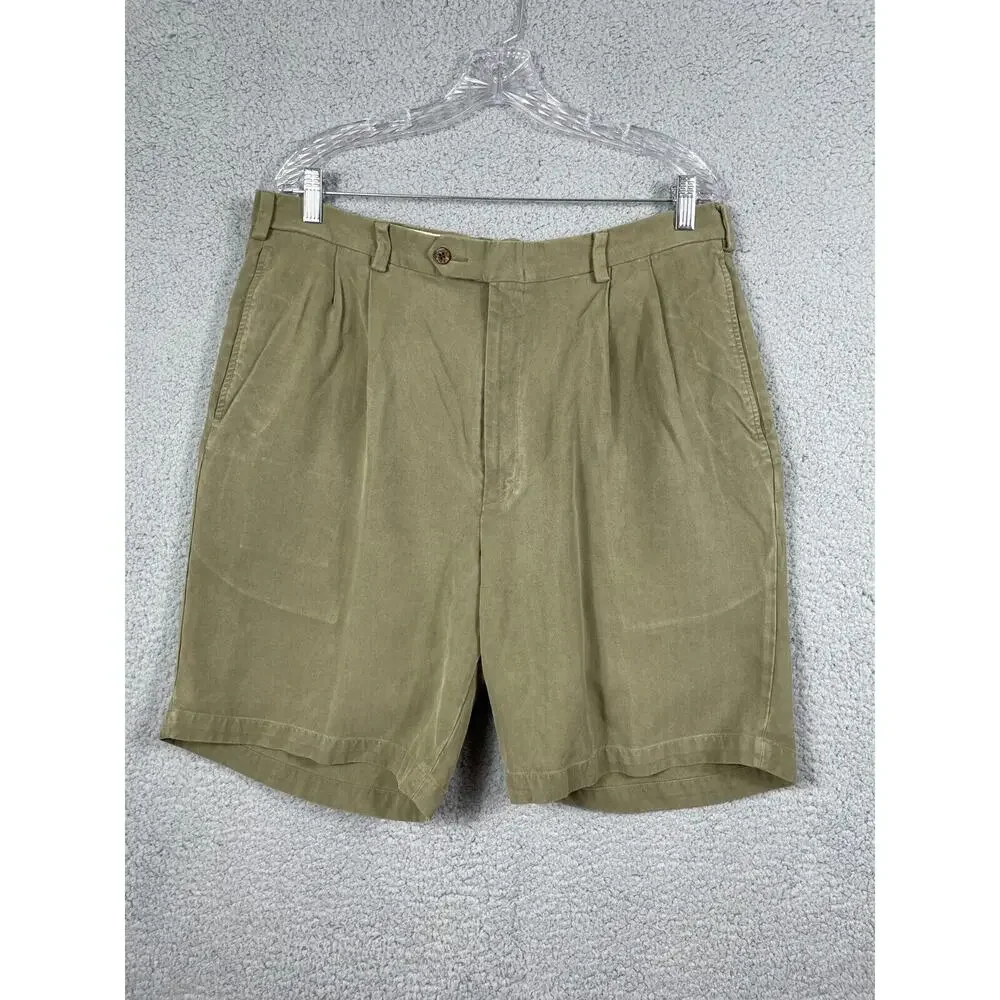 Jos A Bank Men's 38 Casual Shorts 100% Silk Pleated Golf